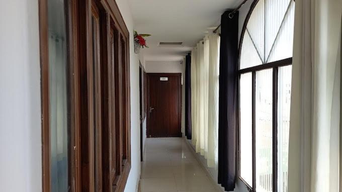 Hotel Silver Sand Мултан Экстерьер фото