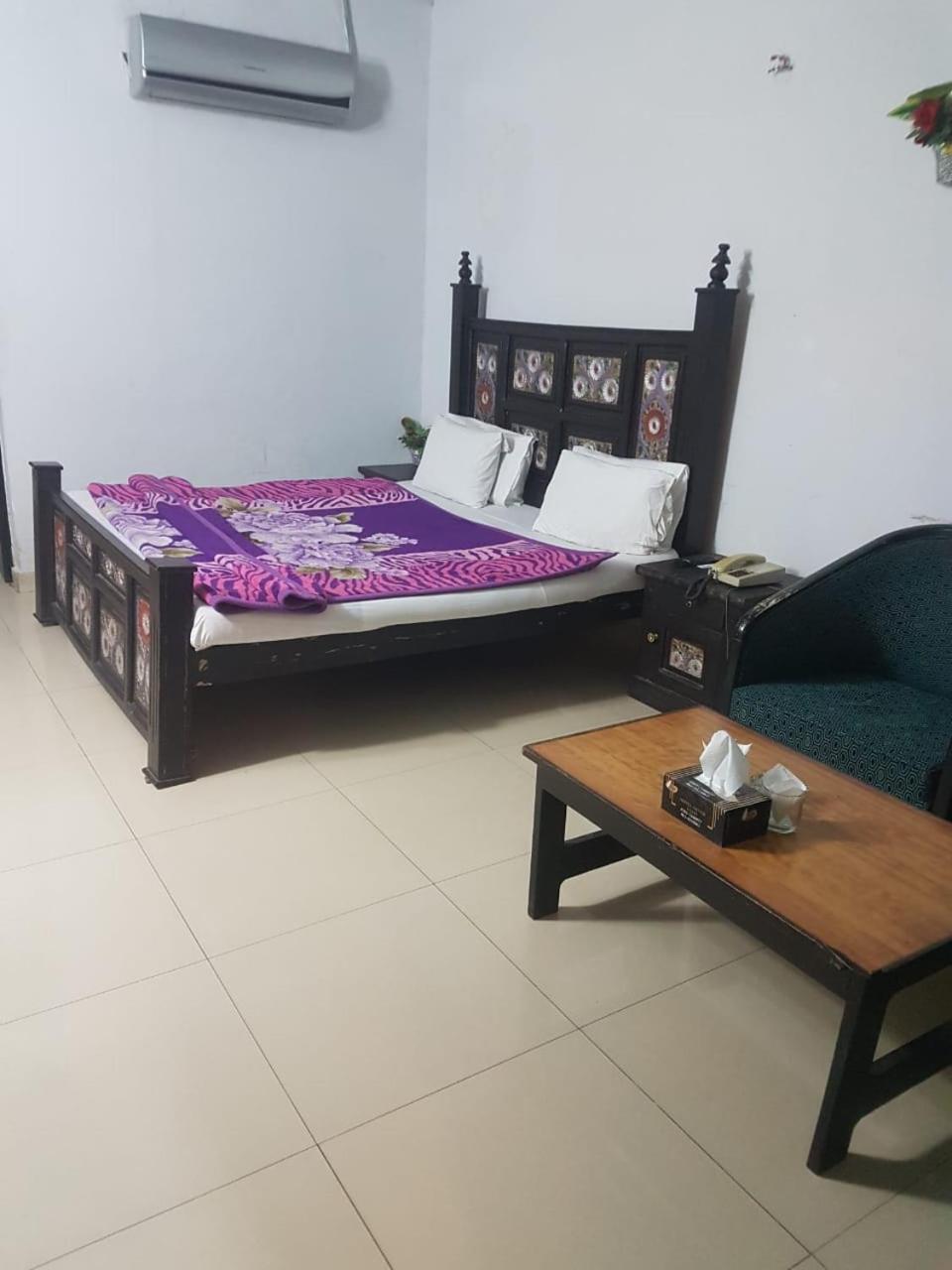 Hotel Silver Sand Мултан Экстерьер фото