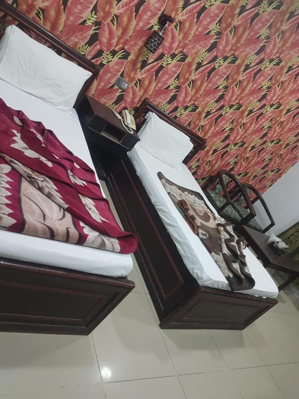 Hotel Silver Sand Мултан Экстерьер фото